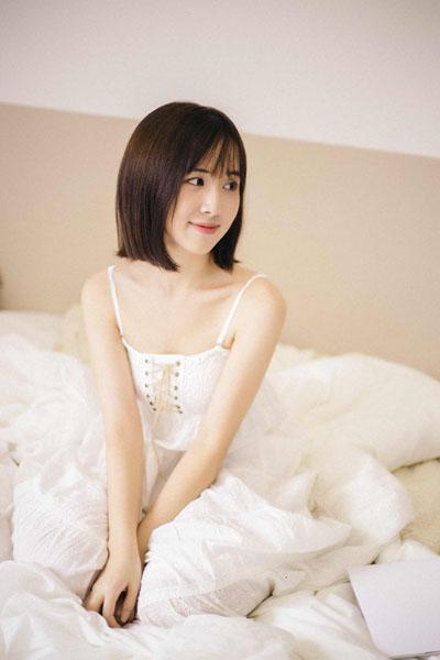 少年白马醉春风