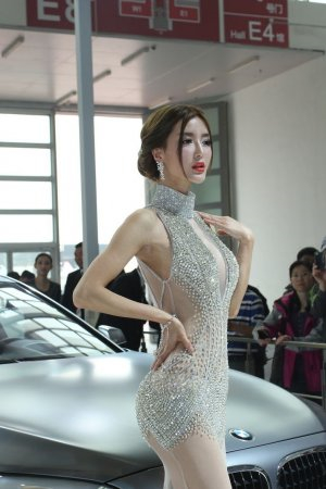 铁血战士:杀戮之地 电影