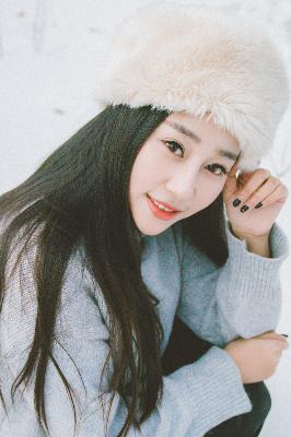 她在丈夫面前被耍了